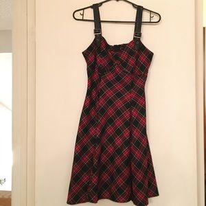 Hot topic dress size M
